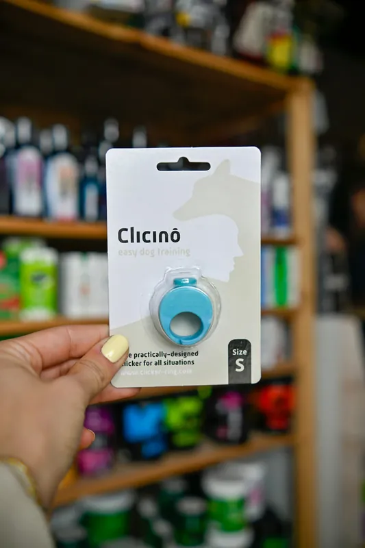 Ostatnie sztuki CLICINO clicker ring Caribbean – błekitny kliker na palec S-XL