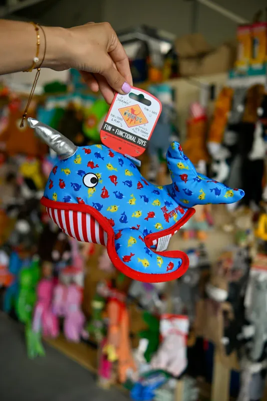 Szybka dostawa The Worthy Dog – Narwhal Toy Large wieloryb z podwójnym szwem